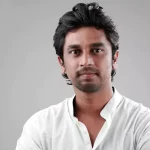 Happy customer – satisfied buyer sharing a review for AruToys