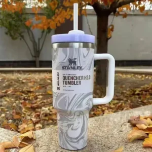 Stanley-Swirl-Quencher-H2.0-40-oz-Experience-Ice-Cold-Bliss-Ergonomic-Stanley-Tumbler-Thermos-polar-swirl-bg