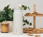 Owala FreeSip 24oz Water Bottle bg white